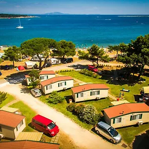 2* Park za odmor Arena Medulin Mobile Homes